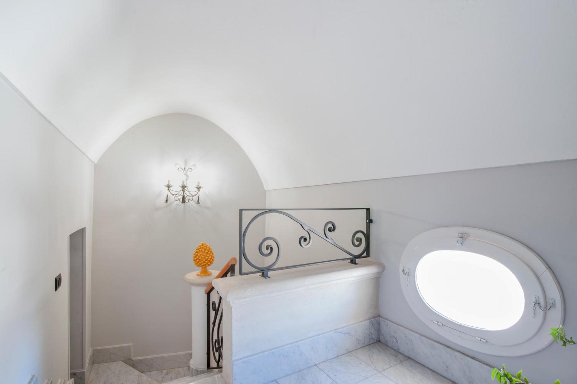 The Golden Hour, Luxury Apartment With A Panoramic View Lecce Luaran gambar